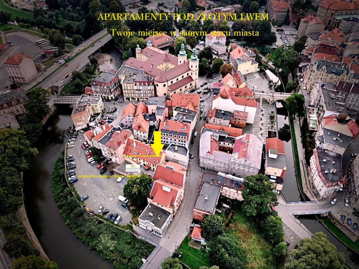 Apartament W Samym Sercu Miasta Z Darmowym Parkingiem Pod Zlotym Lwem -Hotel VI Kłodzko Exterior foto